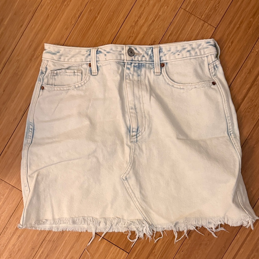 Abercrombie & Fitch Blue and White A-Line Skirt
